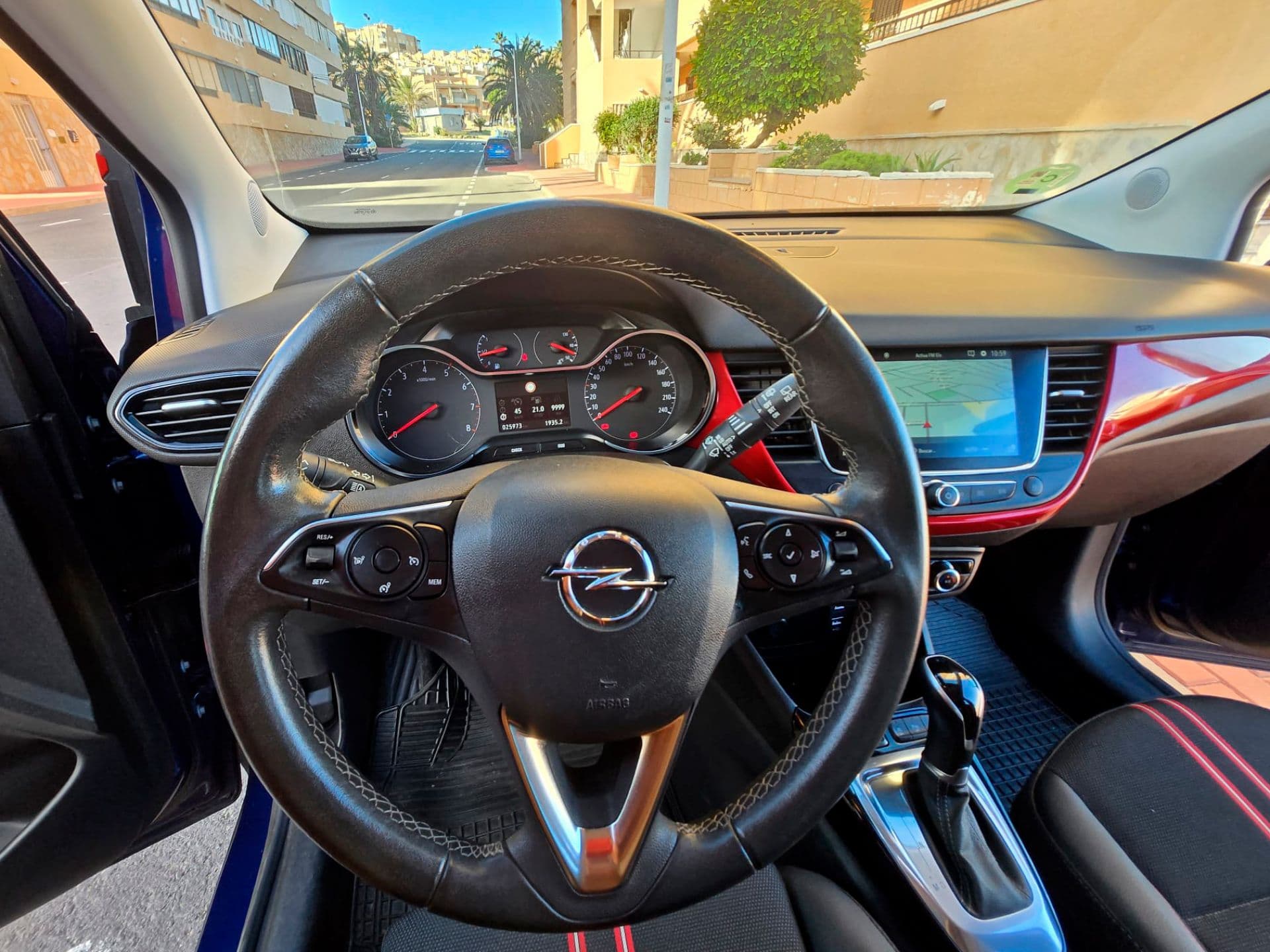 OPEL crossland x