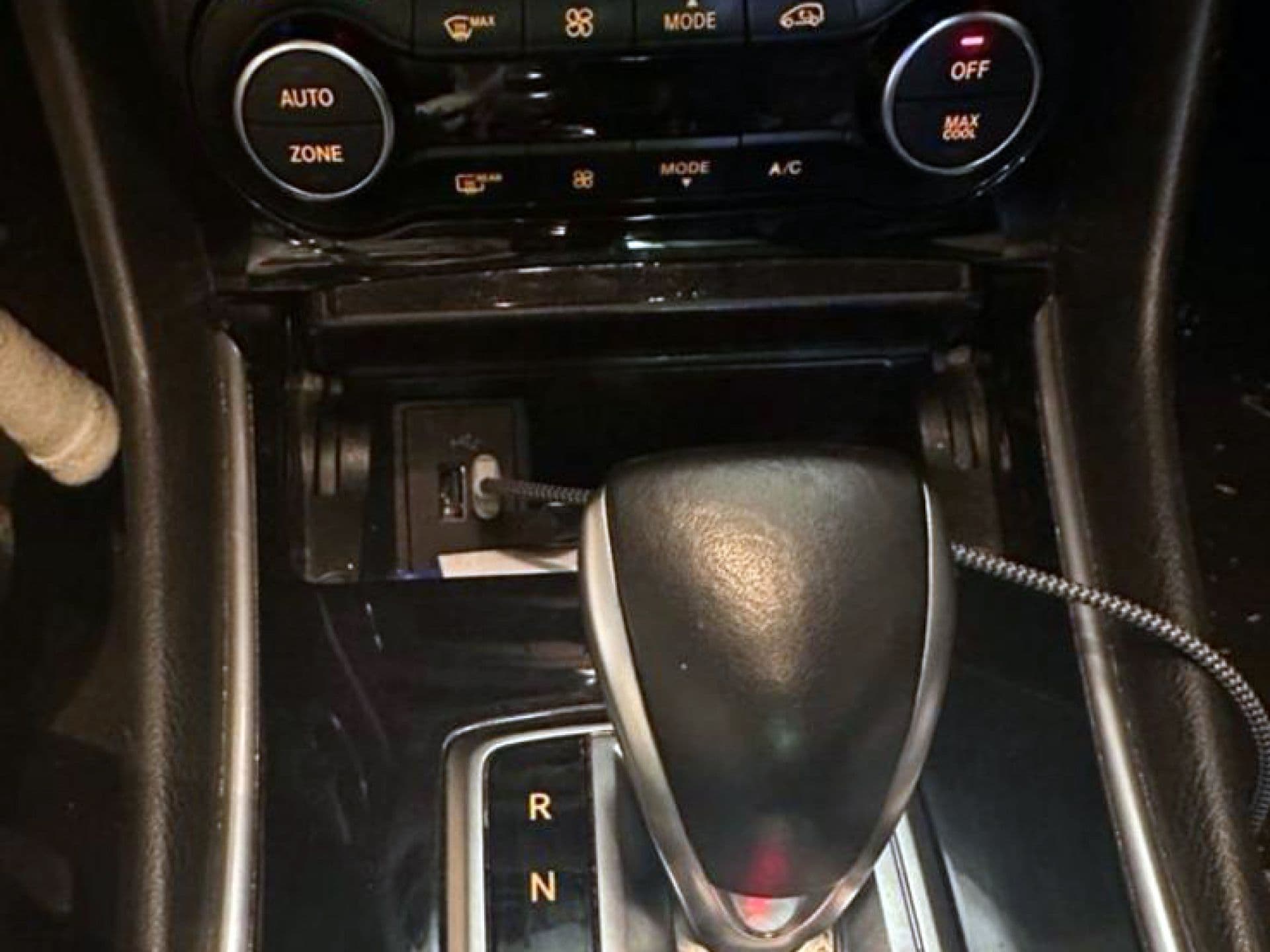 INFINITI qx30