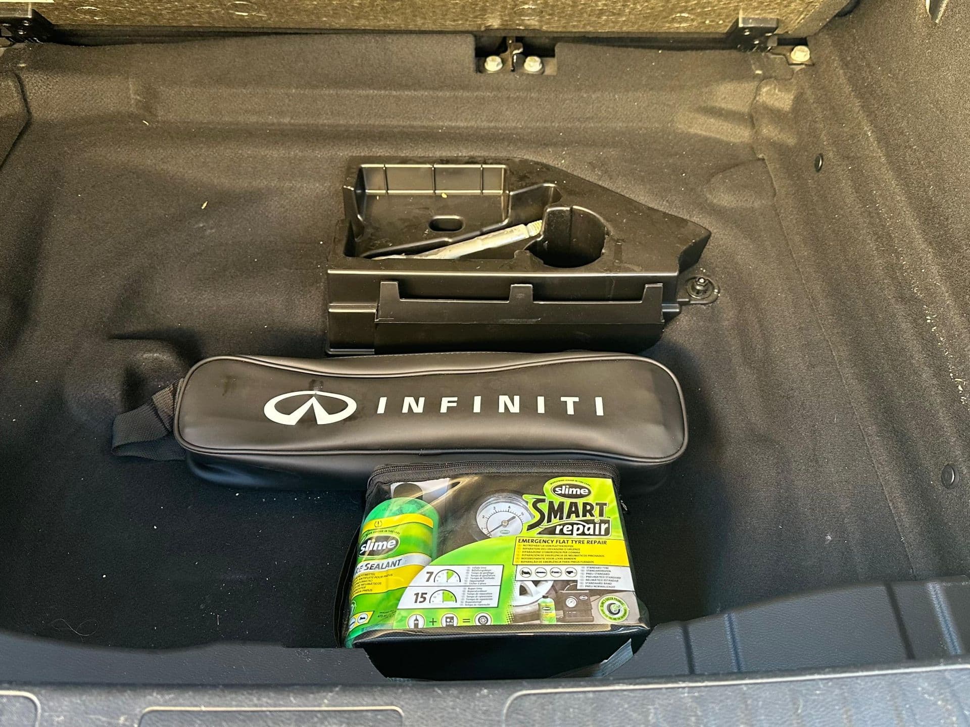 INFINITI qx30