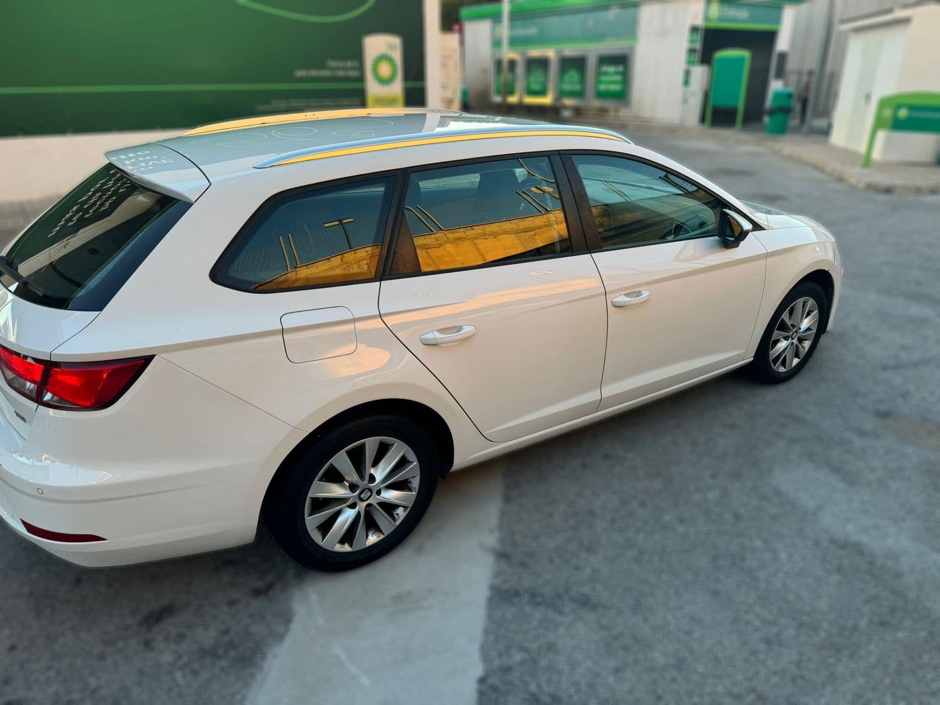 SEAT leon