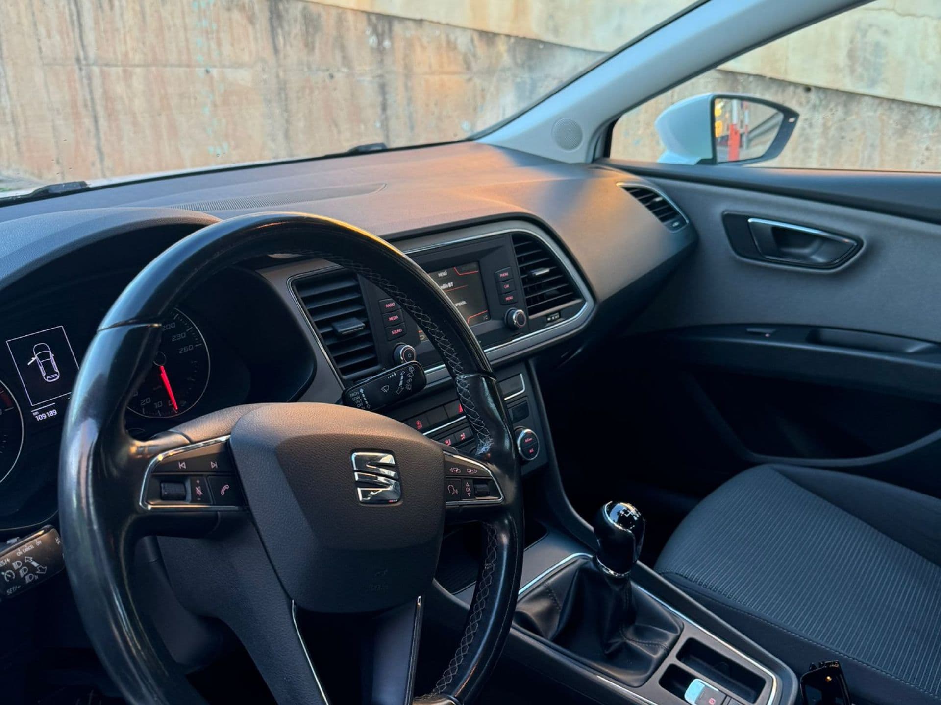 SEAT leon