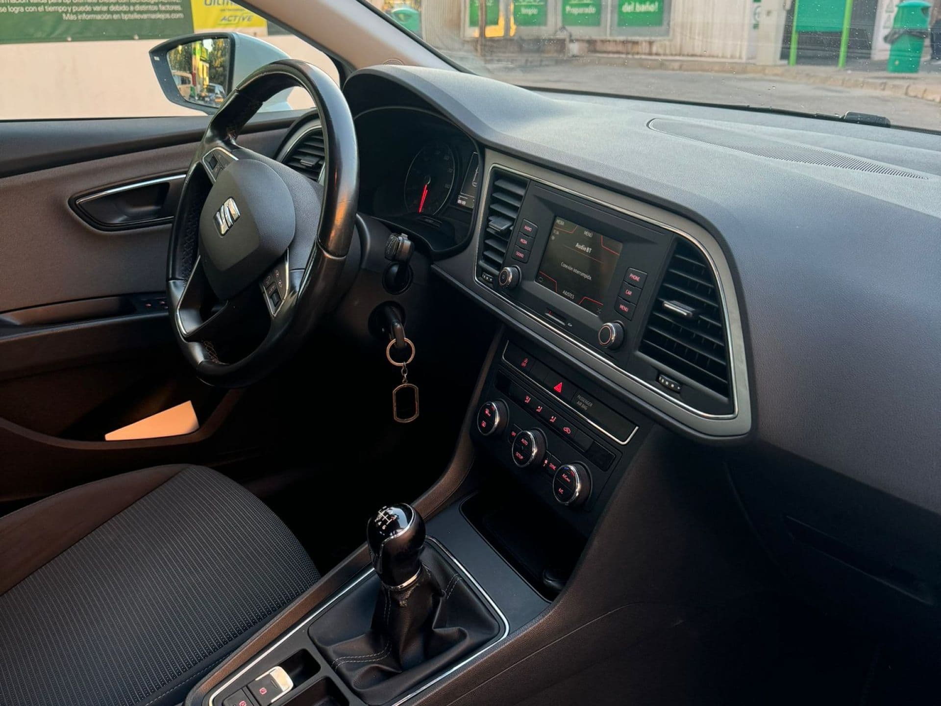 SEAT leon