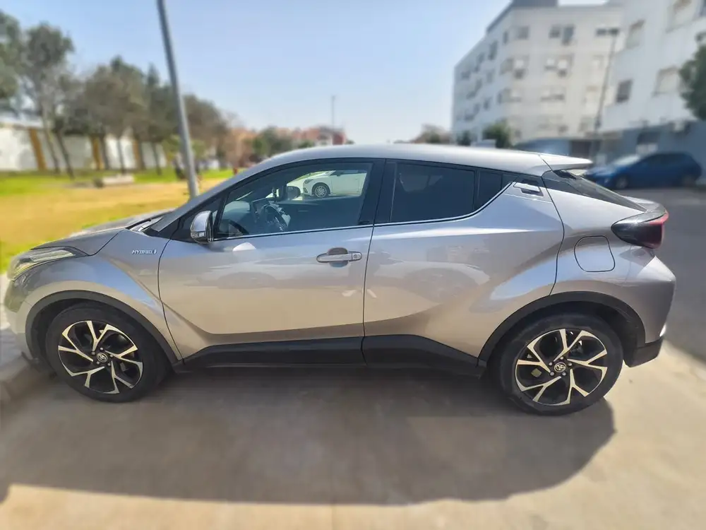 TOYOTA c-hr - Foto 4 | Clidrive
