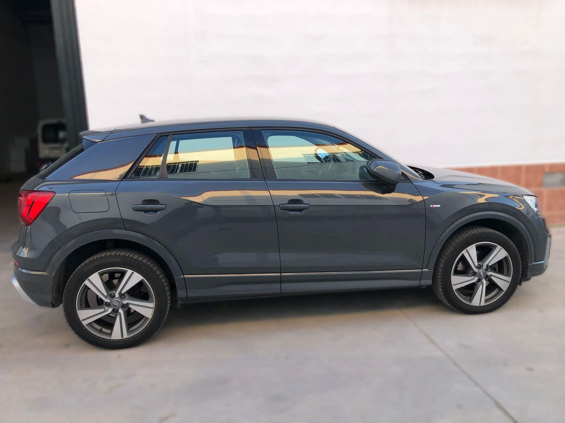 AUDI q2