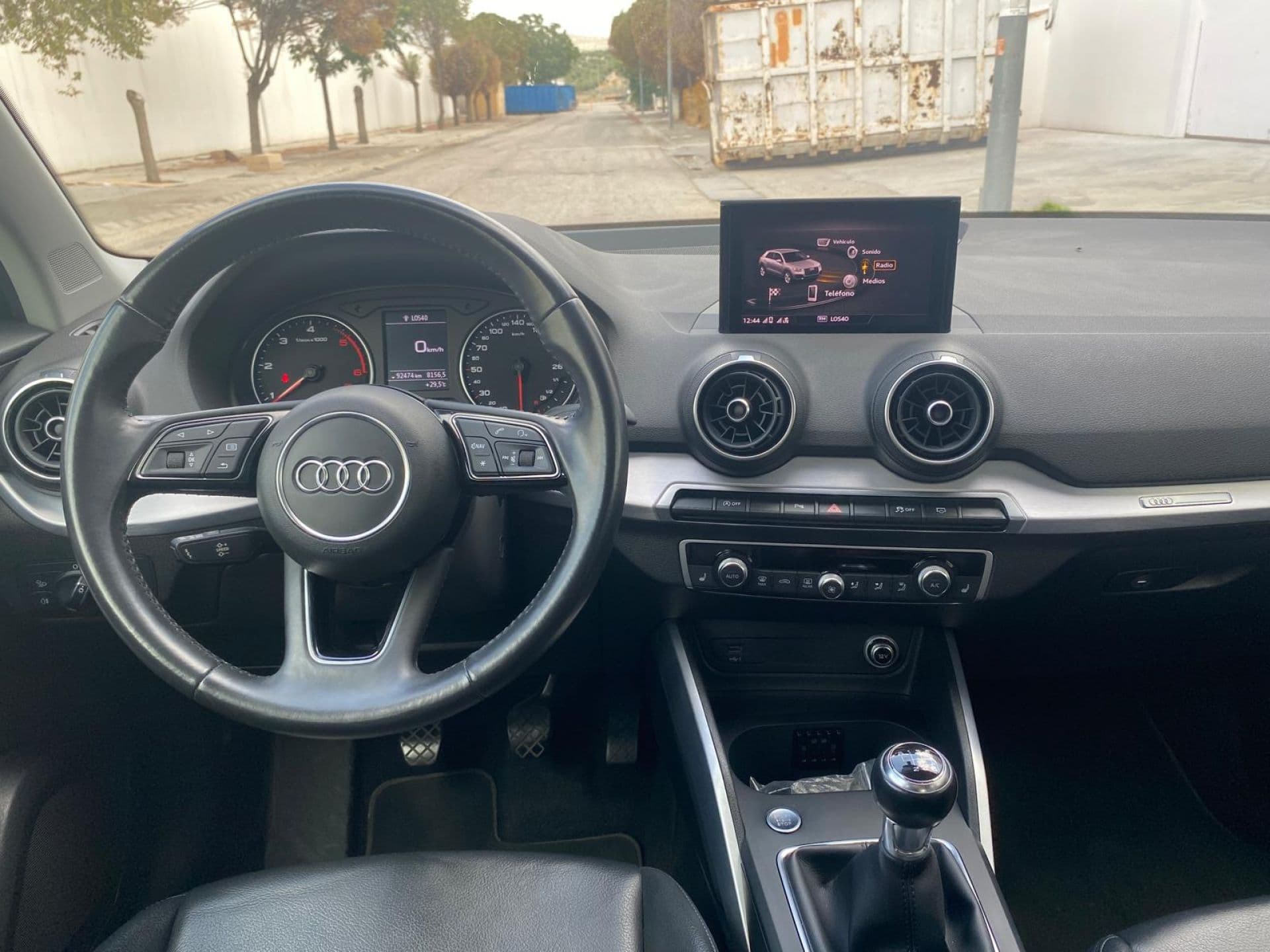 AUDI q2