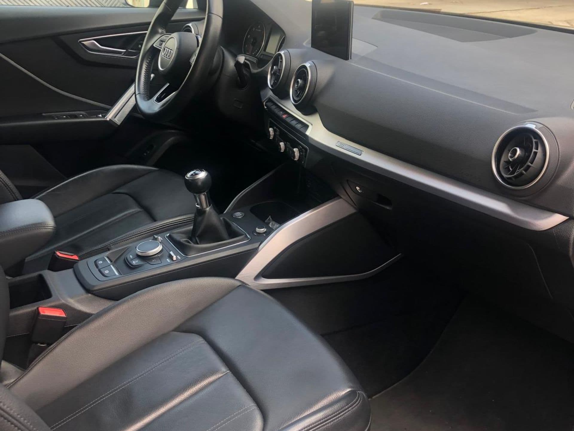 AUDI q2