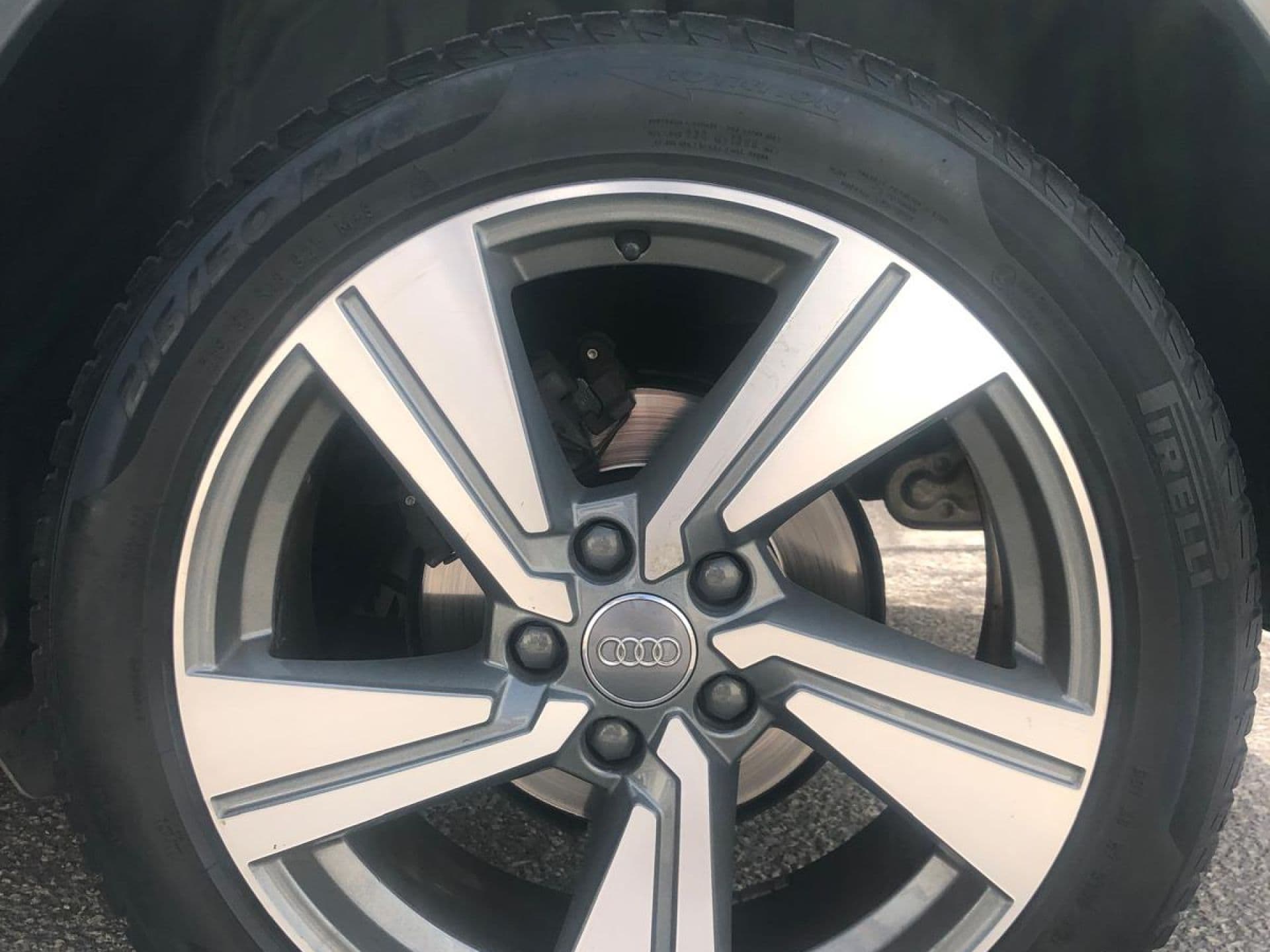 AUDI q2