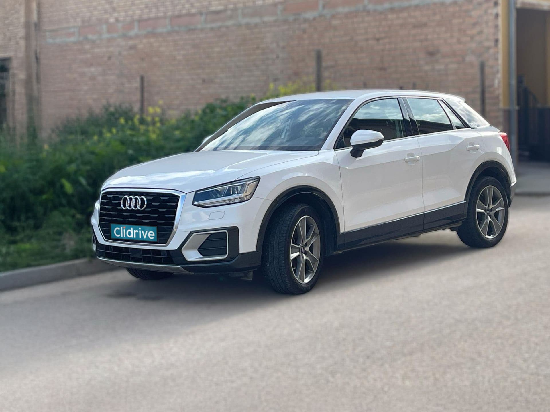AUDI q2