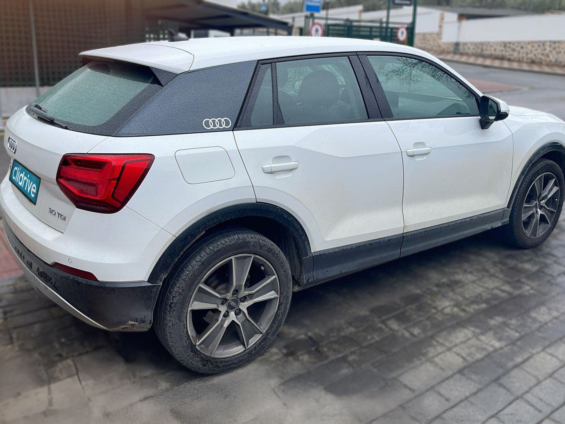 AUDI q2