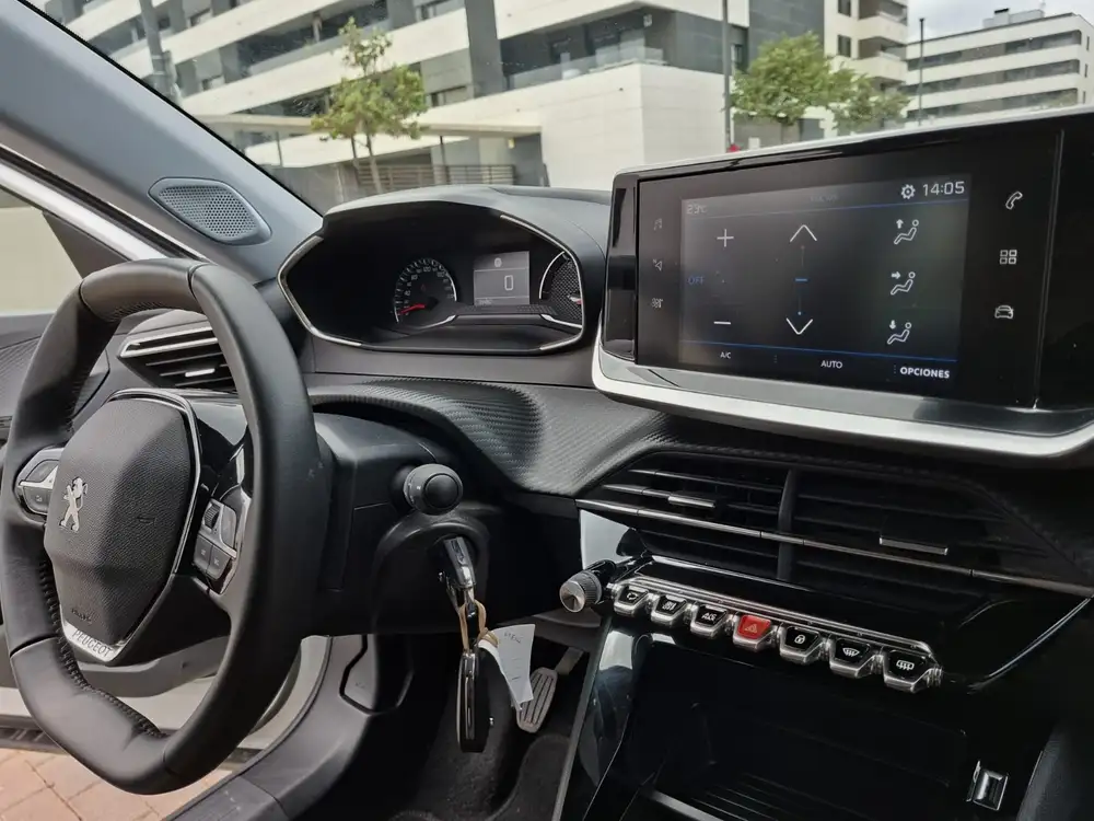 PEUGEOT 2008 - Foto 8 | Clidrive