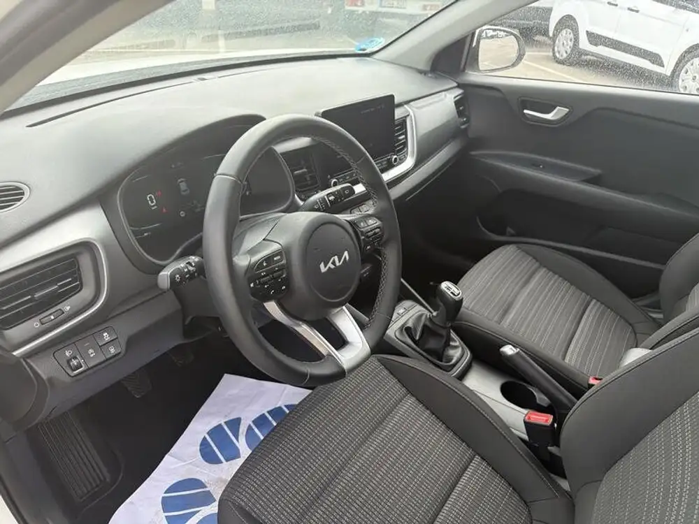 KIA stonic - Foto 9 | Clidrive