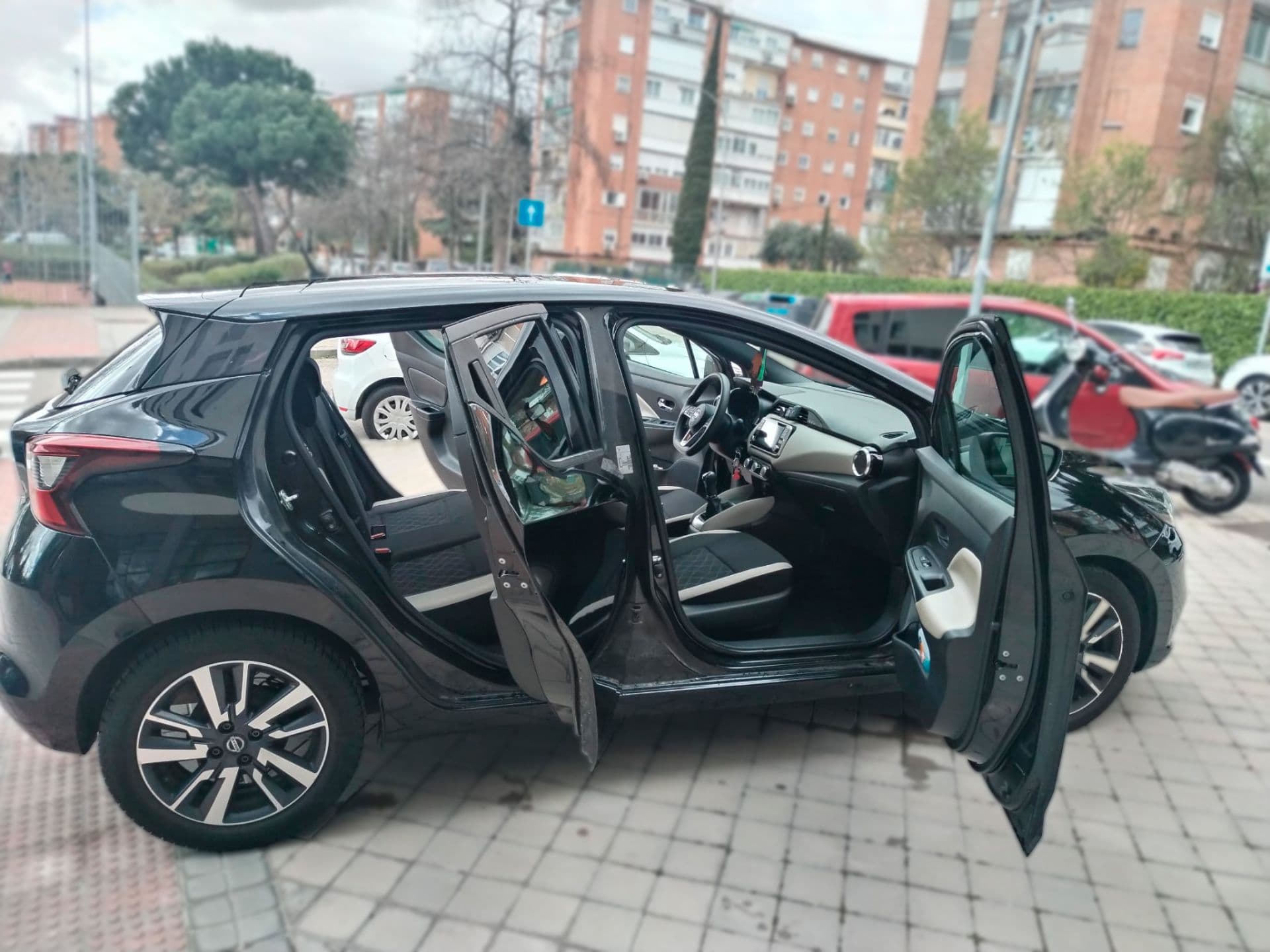 NISSAN micra