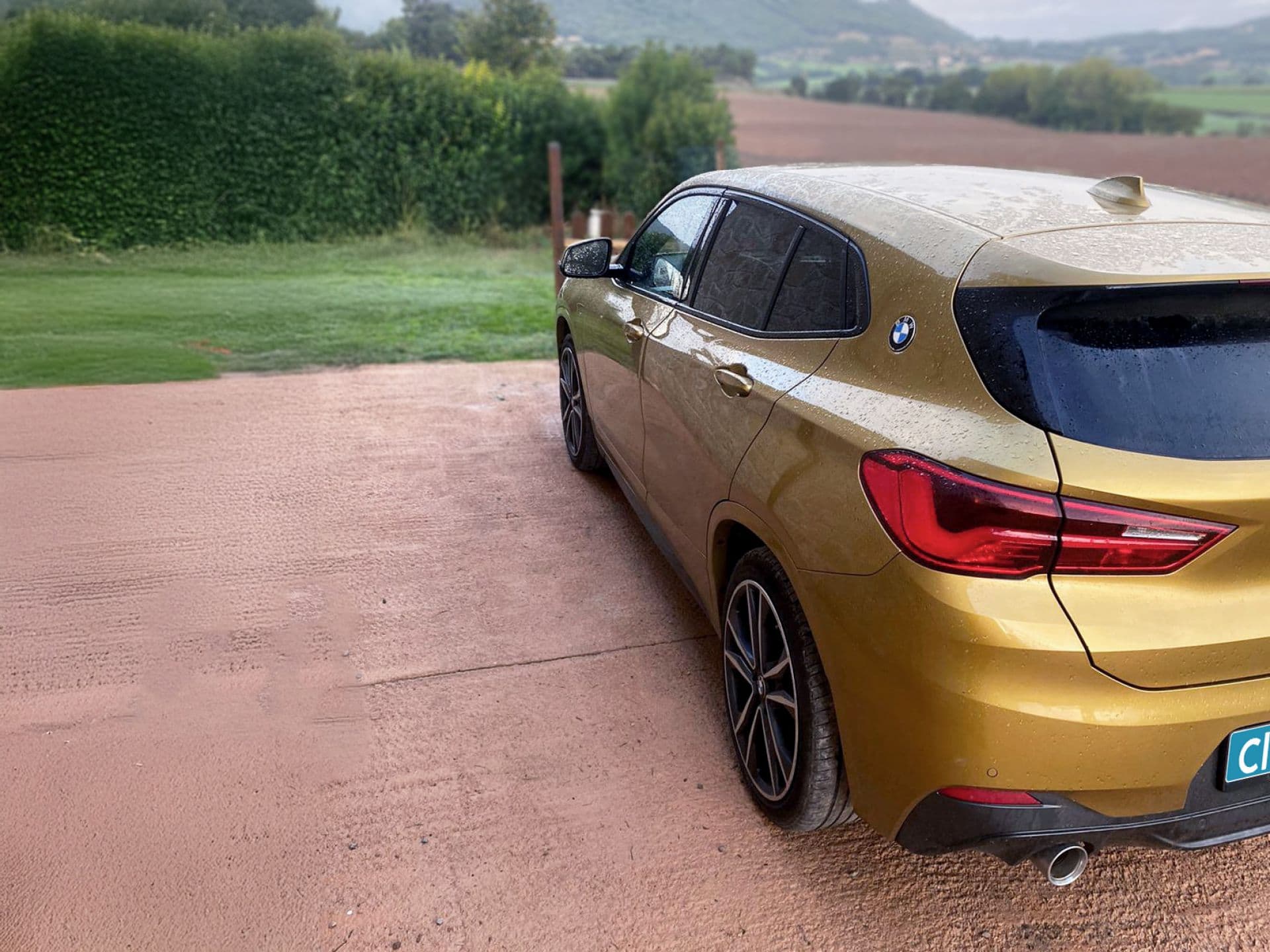 BMW x2