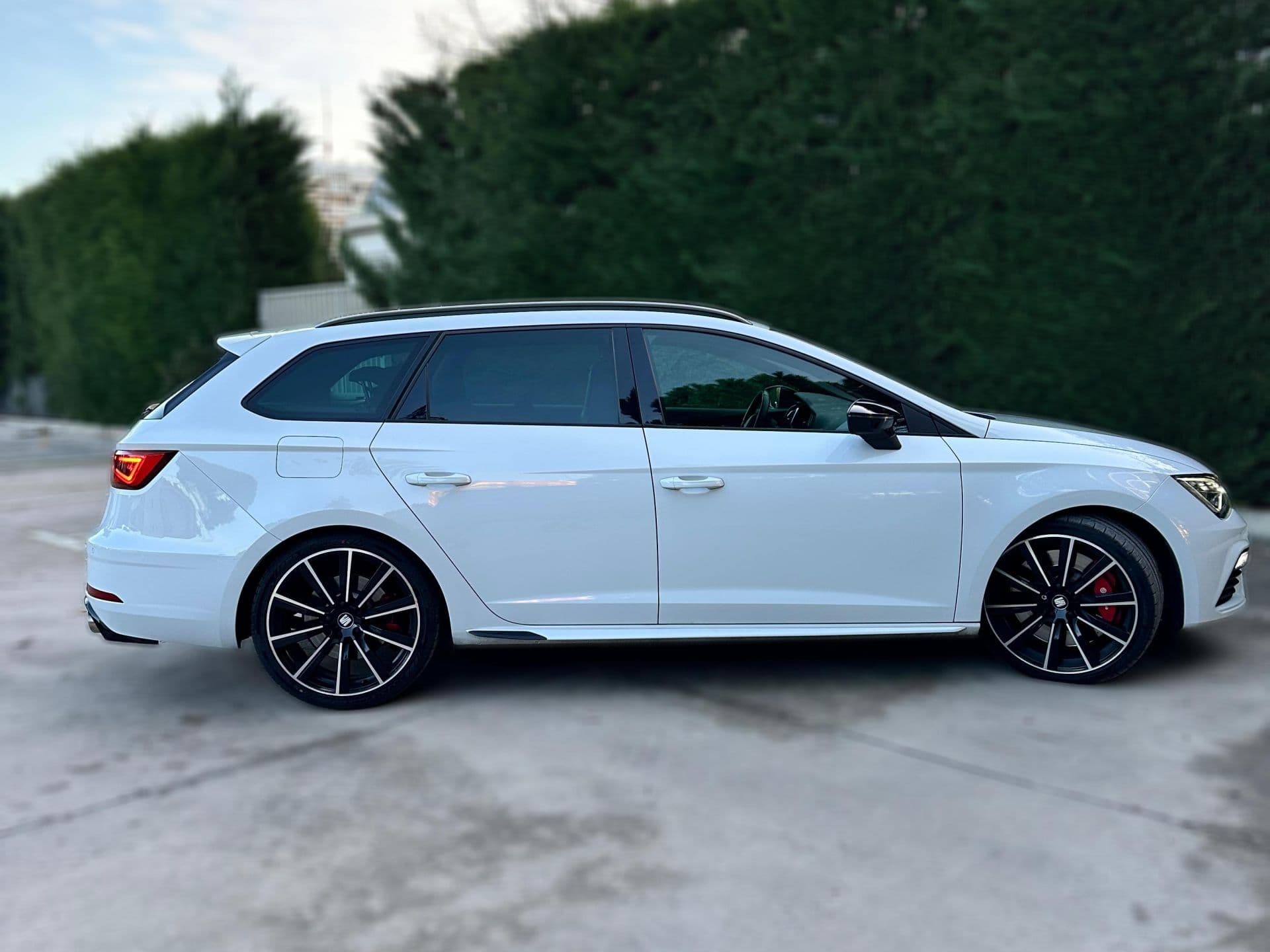 SEAT leon