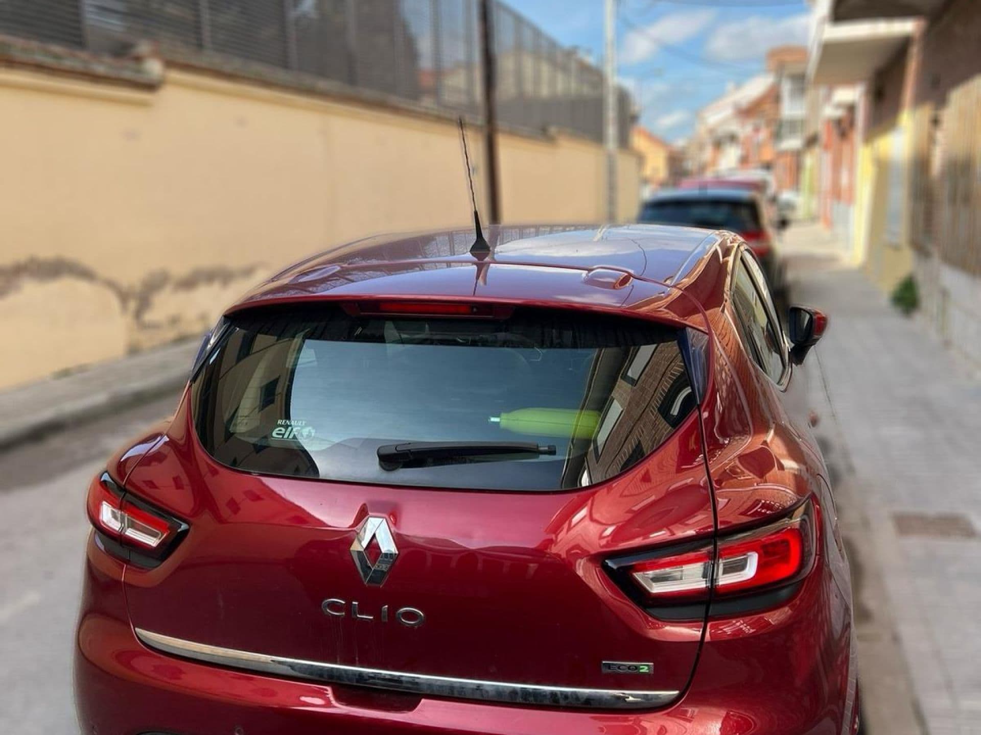 RENAULT clio