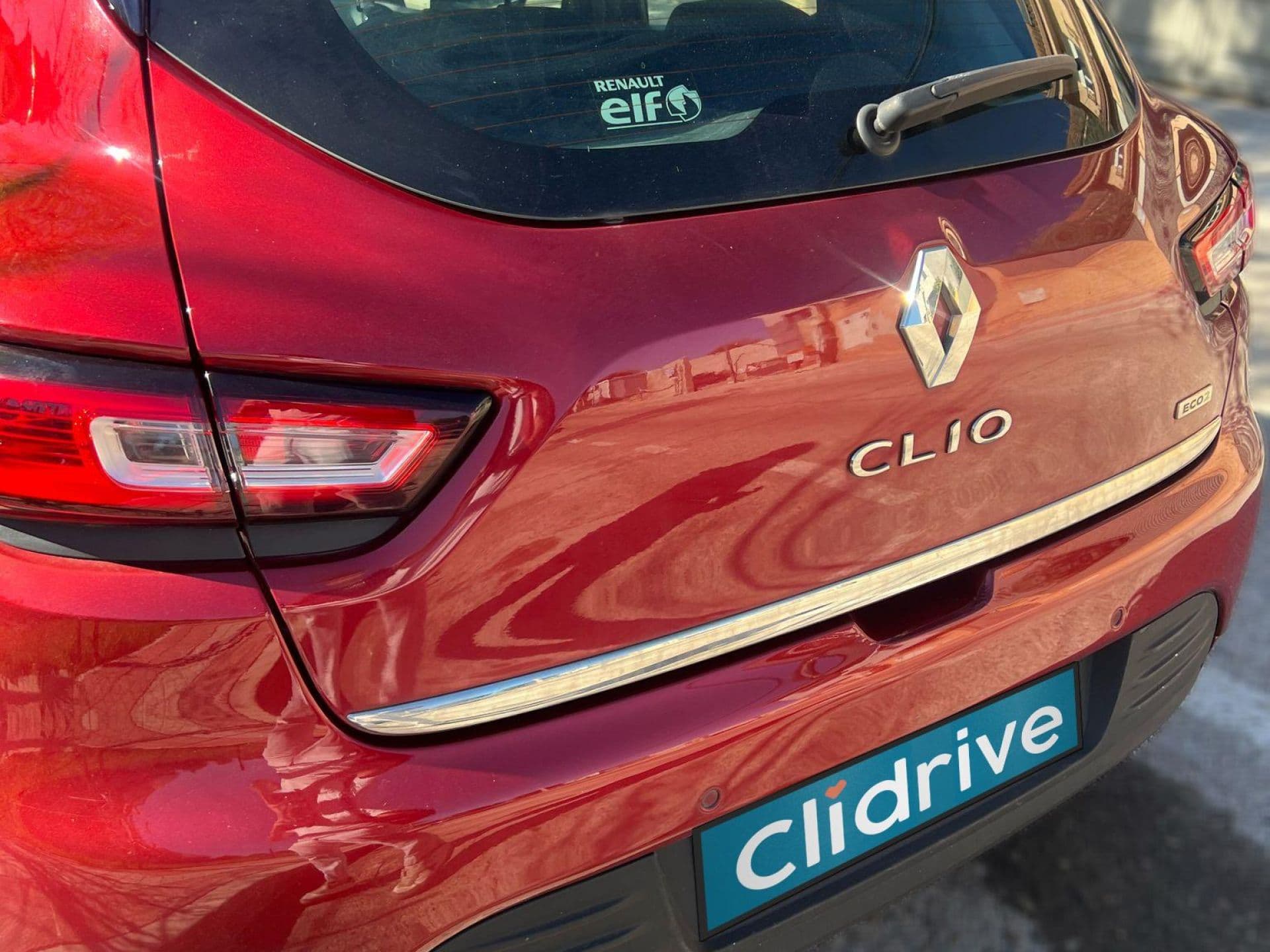 RENAULT clio