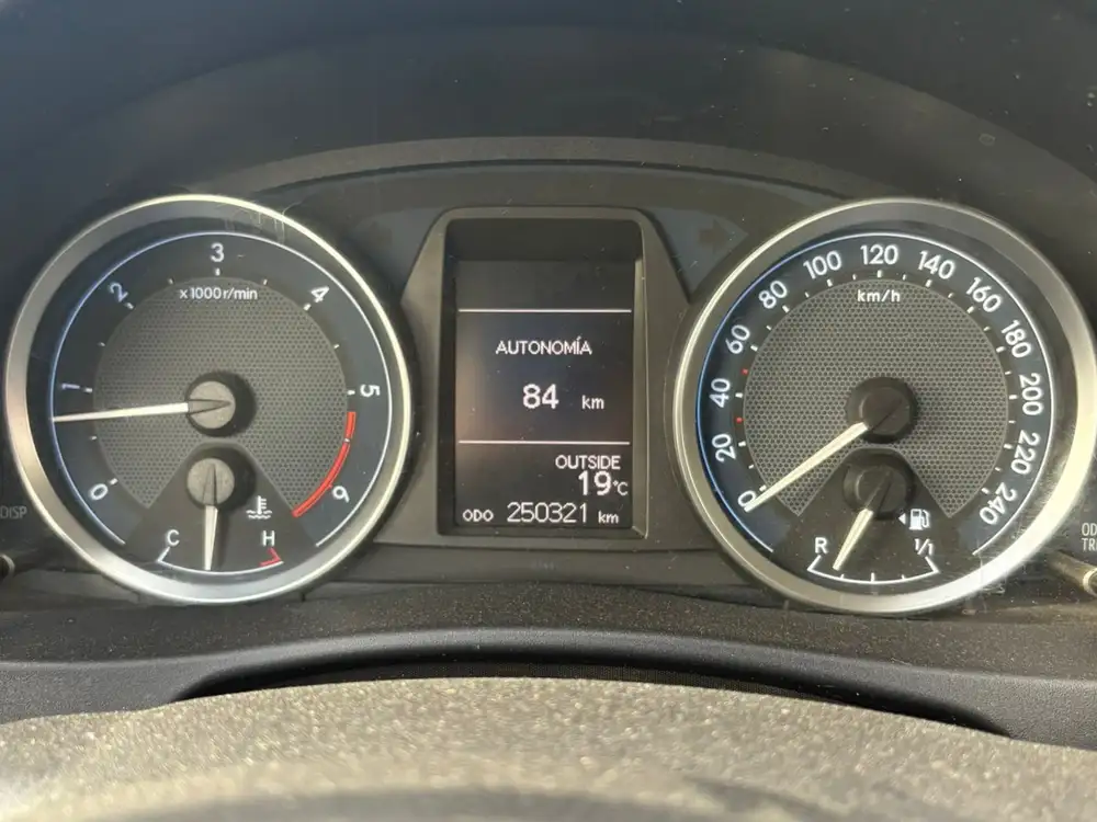 TOYOTA auris - Foto 7 | Clidrive