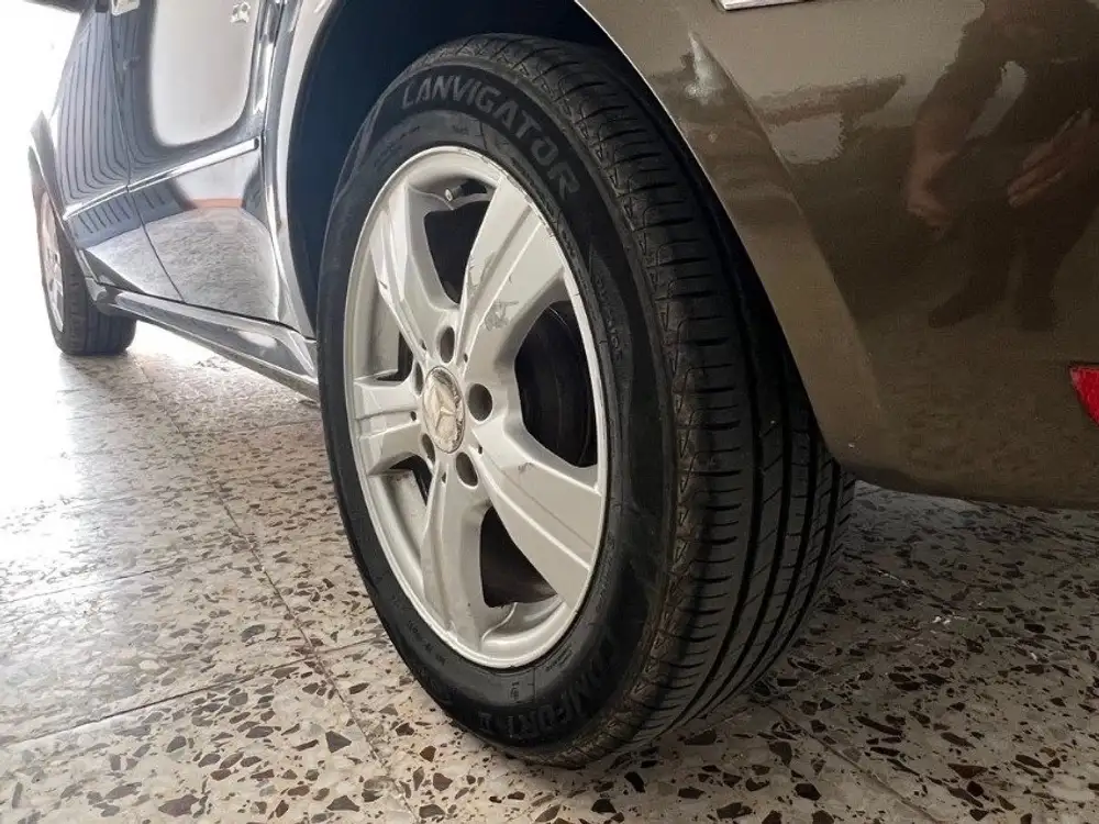 MERCEDES clase a - Foto 15 | Clidrive