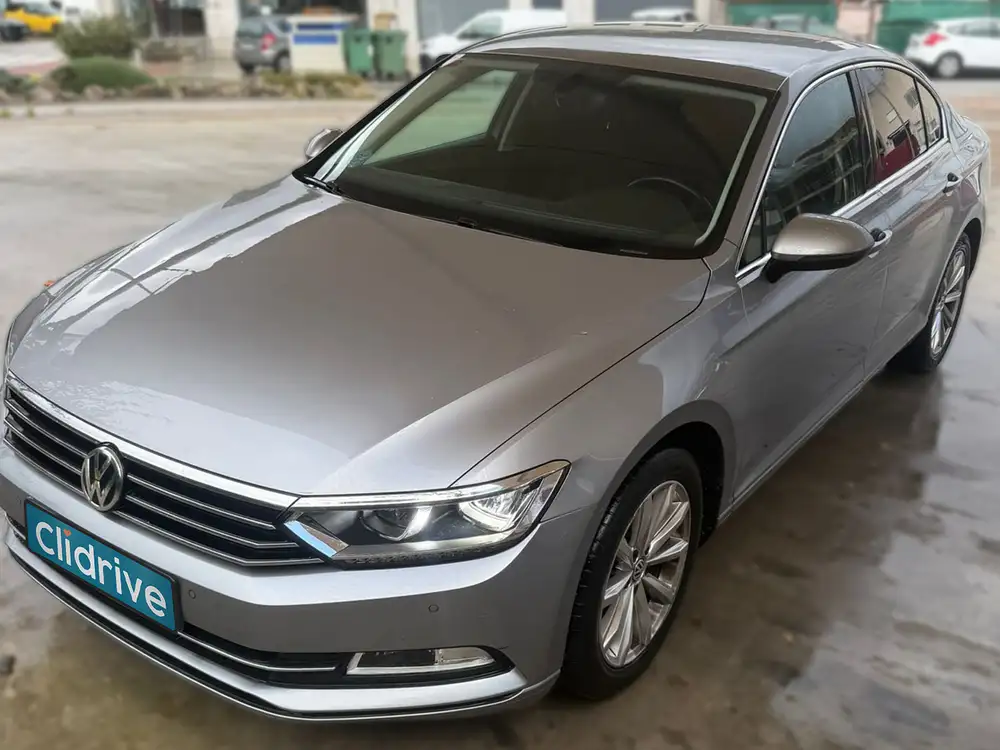 VOLKSWAGEN passat de segunda mano | Clidrive