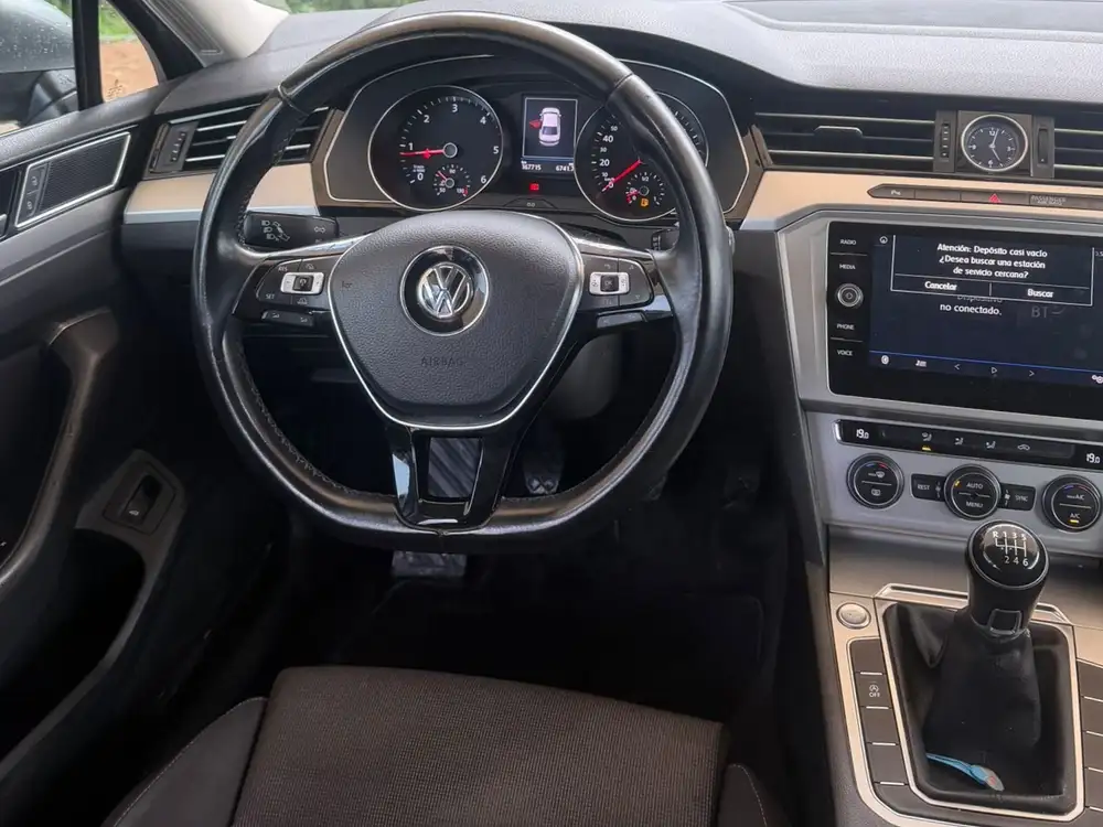 VOLKSWAGEN passat de segunda mano | Clidrive