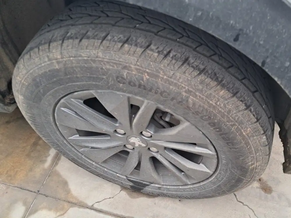 PEUGEOT 2008 - Foto 12 | Clidrive