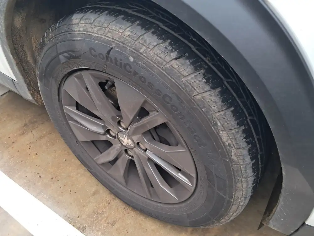 PEUGEOT 2008 - Foto 15 | Clidrive