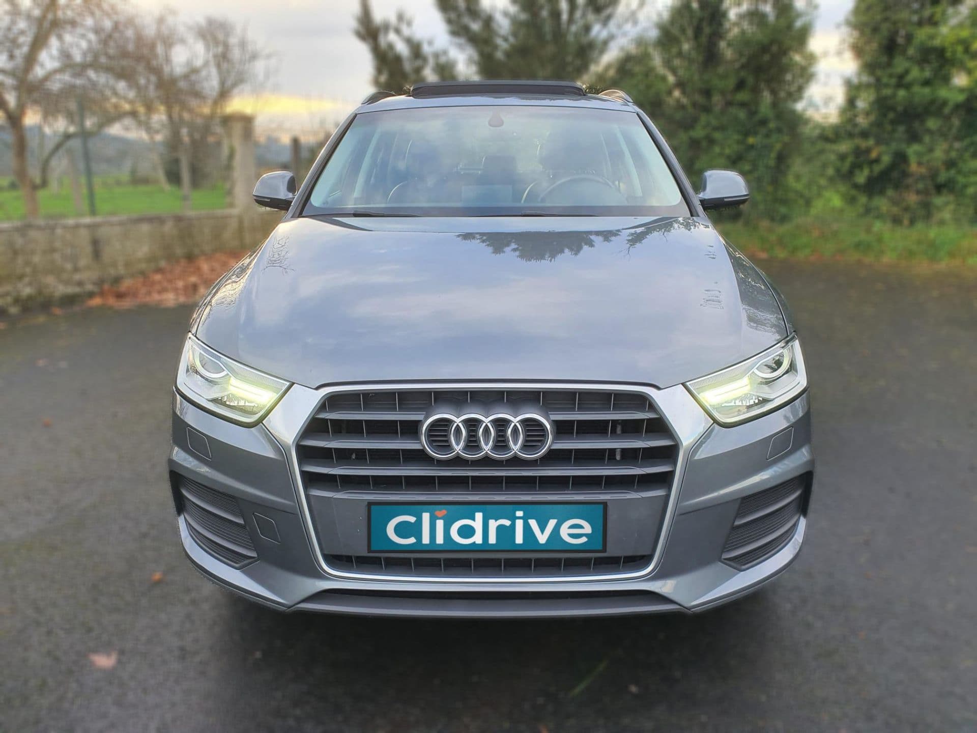AUDI q3