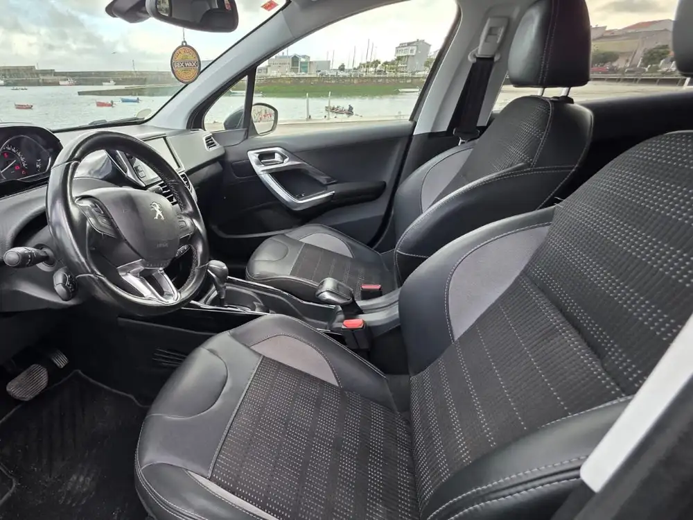 PEUGEOT 2008 - Foto 5 | Clidrive