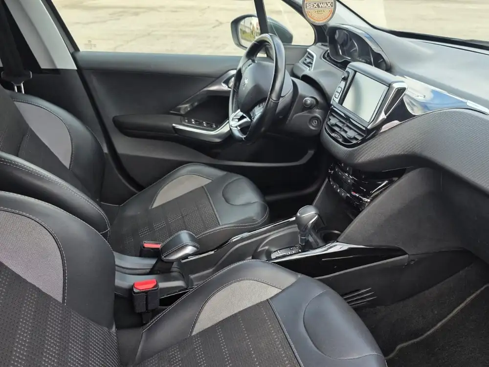 PEUGEOT 2008 - Foto 7 | Clidrive