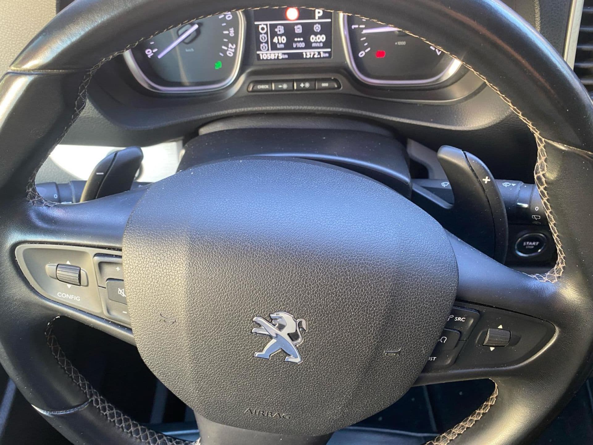 PEUGEOT traveller
