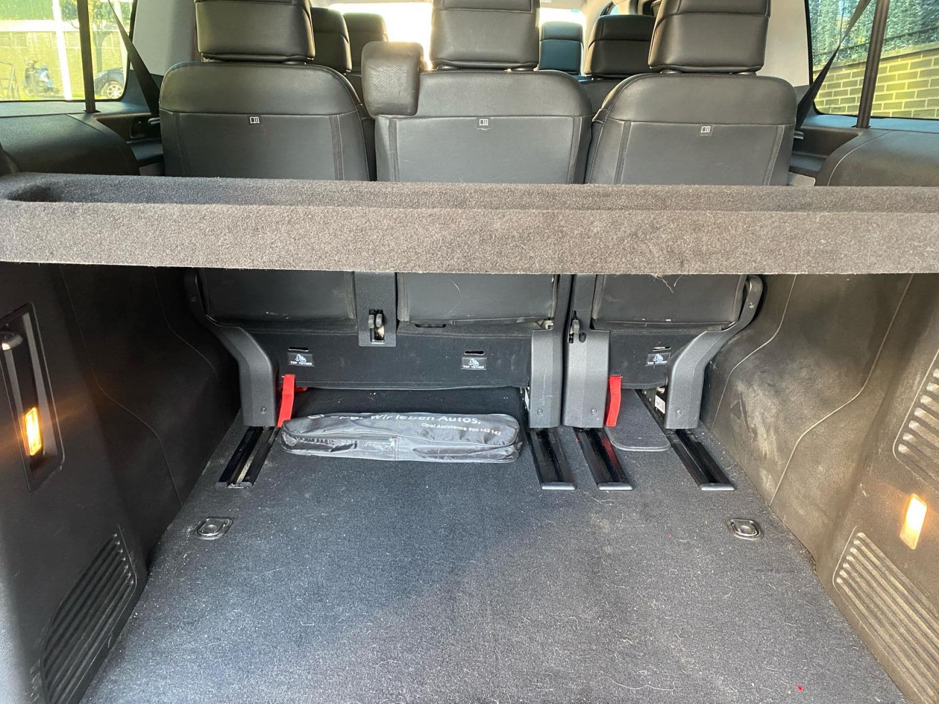 PEUGEOT traveller