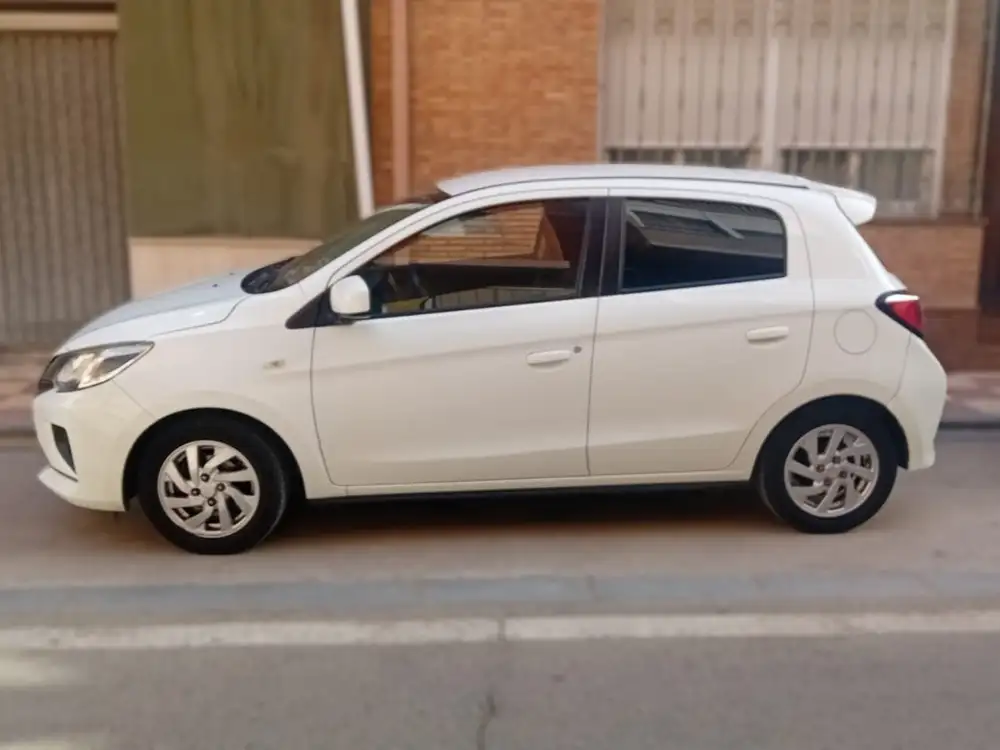 MITSUBISHI space star - Foto 5 | Clidrive