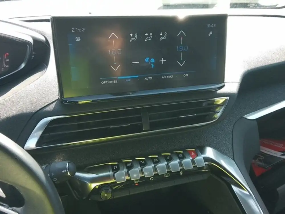 PEUGEOT 5008 - Foto 9 | Clidrive