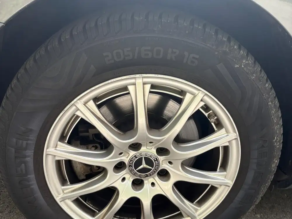 MERCEDES clase c - Foto 19 | Clidrive