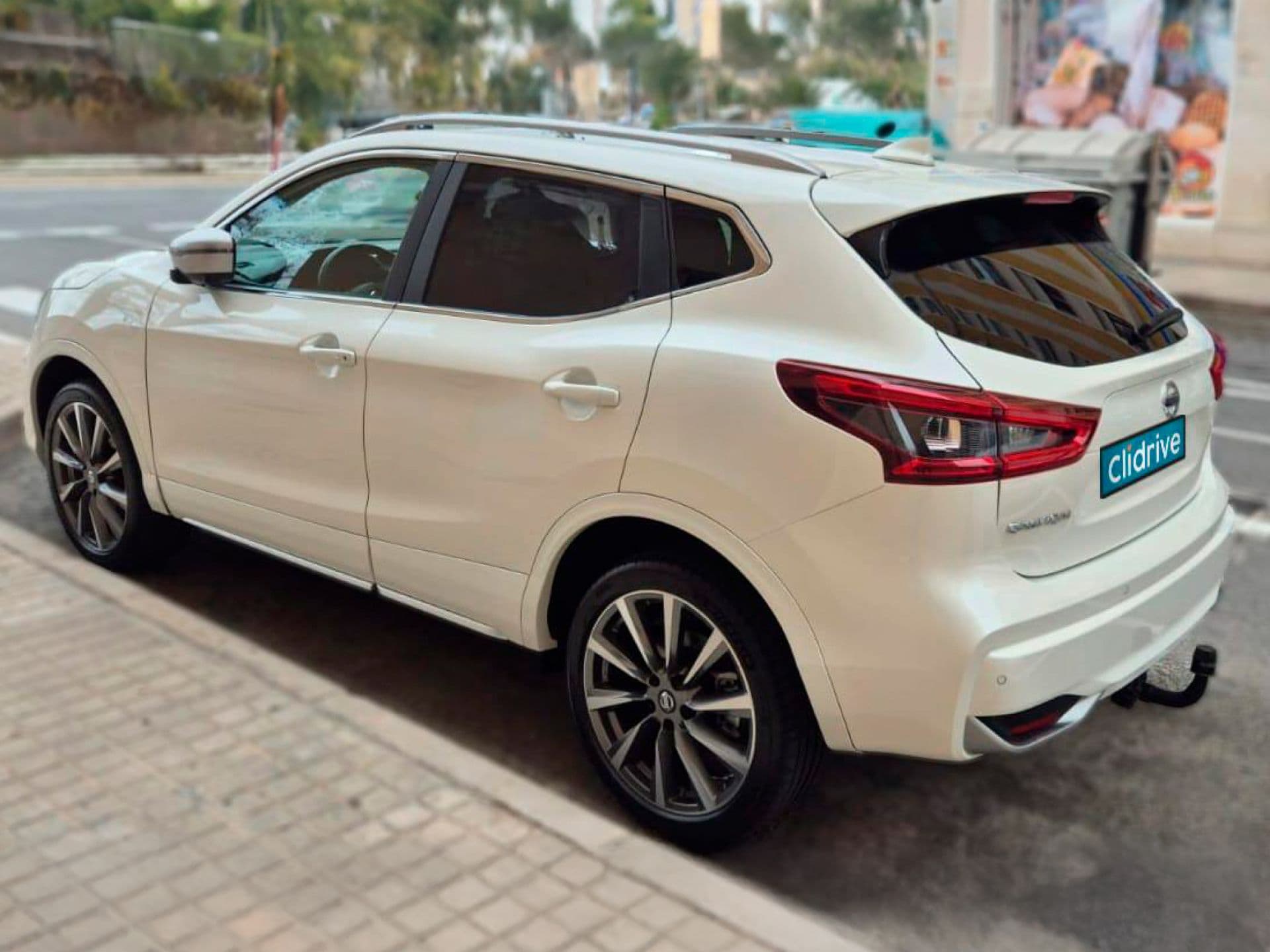 NISSAN qashqai
