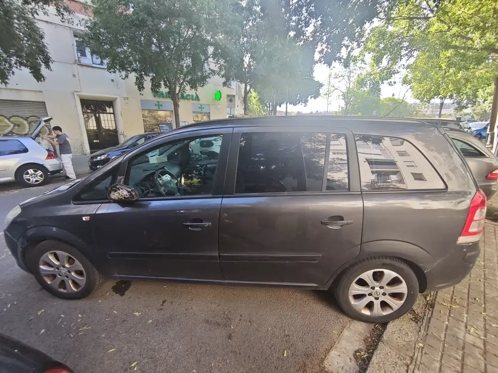 OPEL zafira de segunda mano | Clidrive