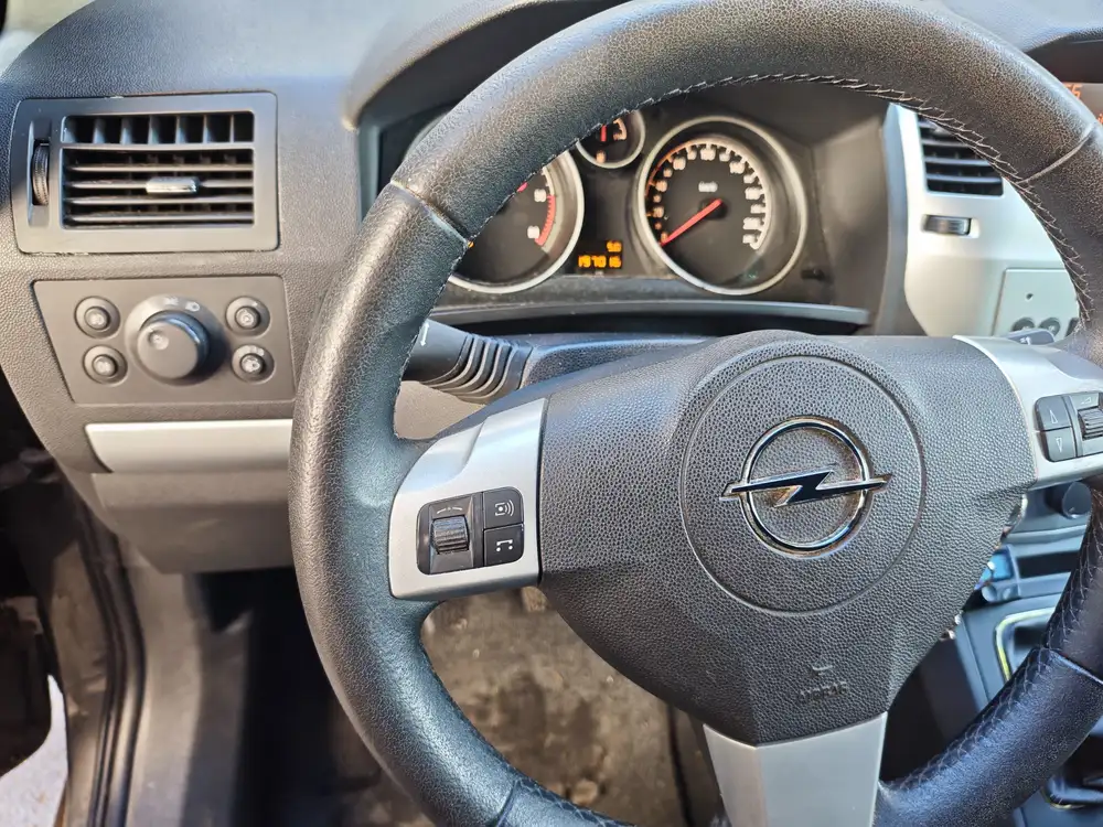 OPEL zafira de segunda mano | Clidrive