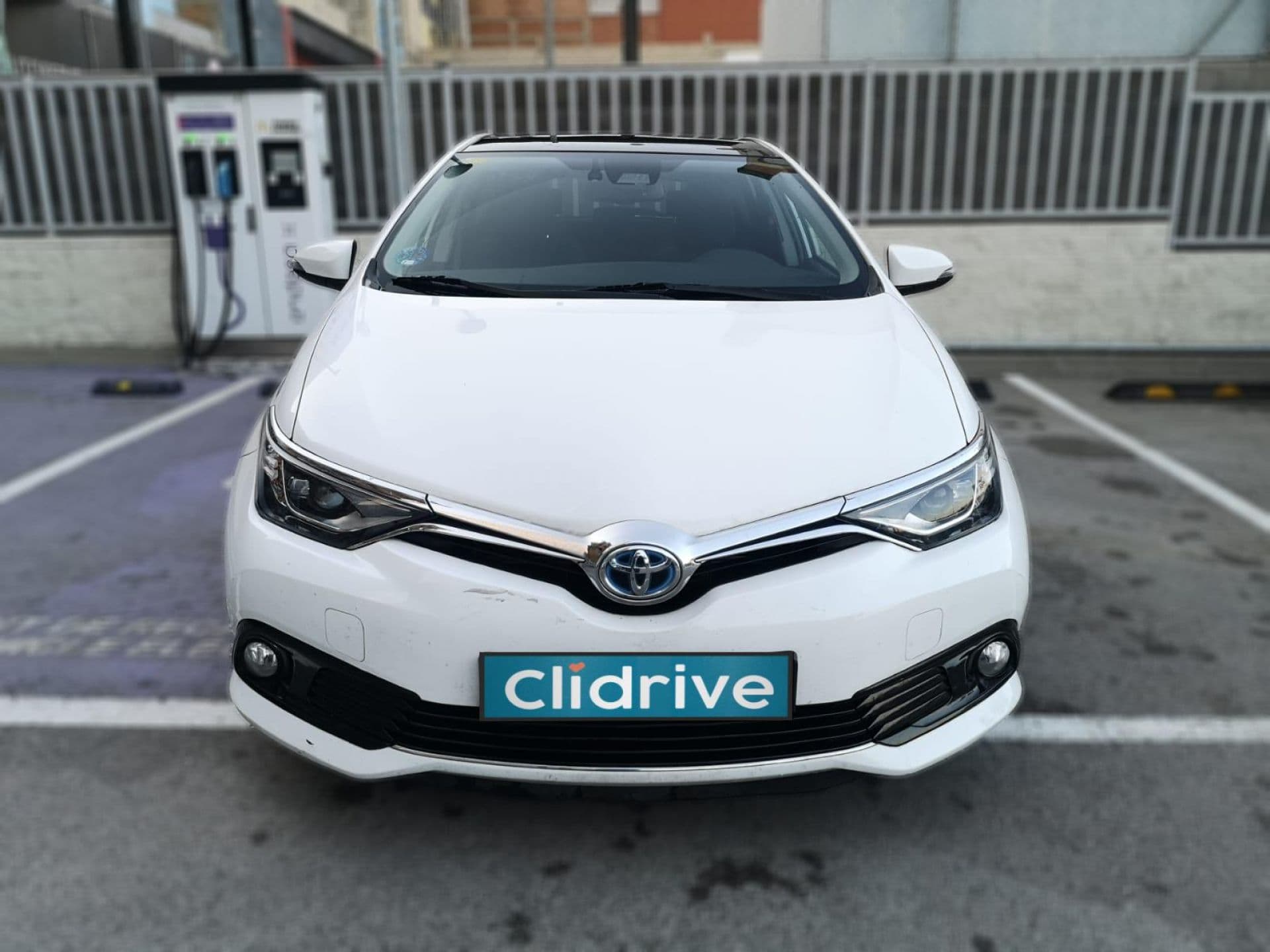 TOYOTA auris