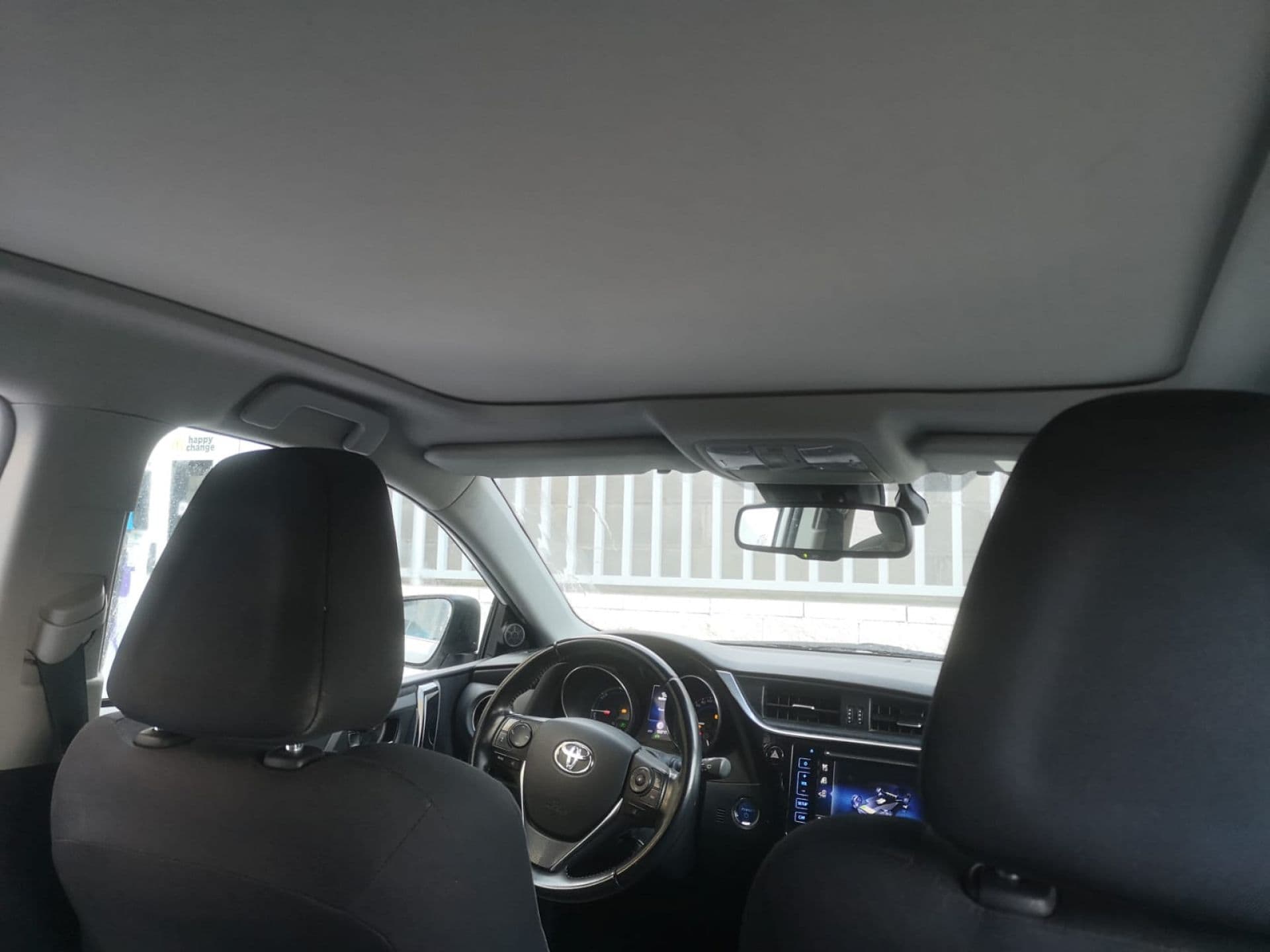 TOYOTA auris