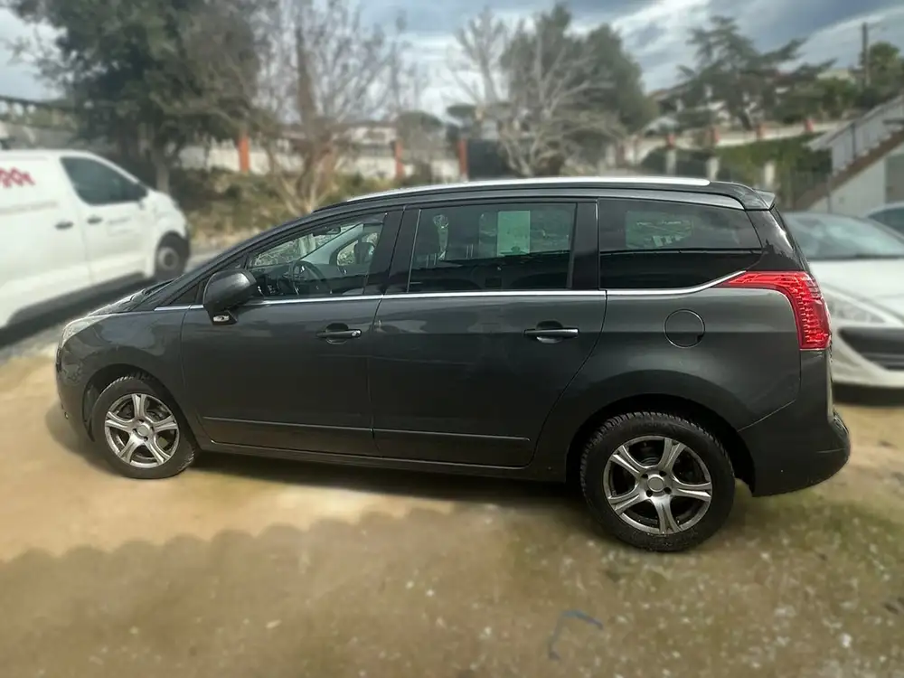 PEUGEOT 5008 - Foto 8 | Clidrive