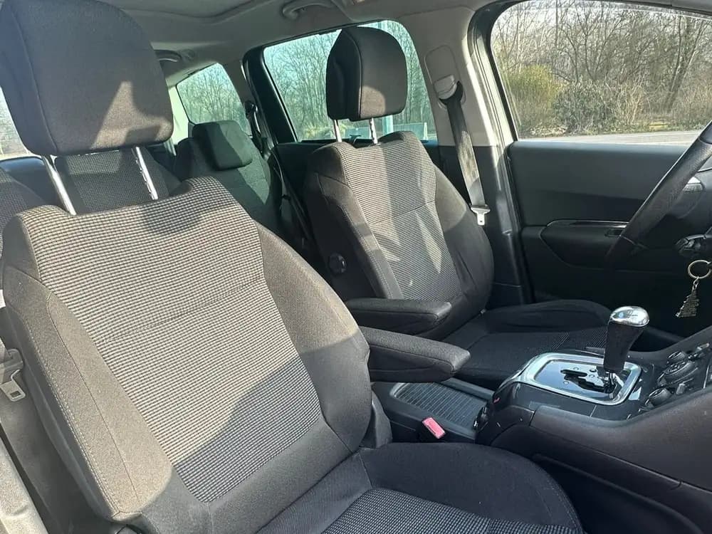 PEUGEOT 5008 - Foto 14 | Clidrive