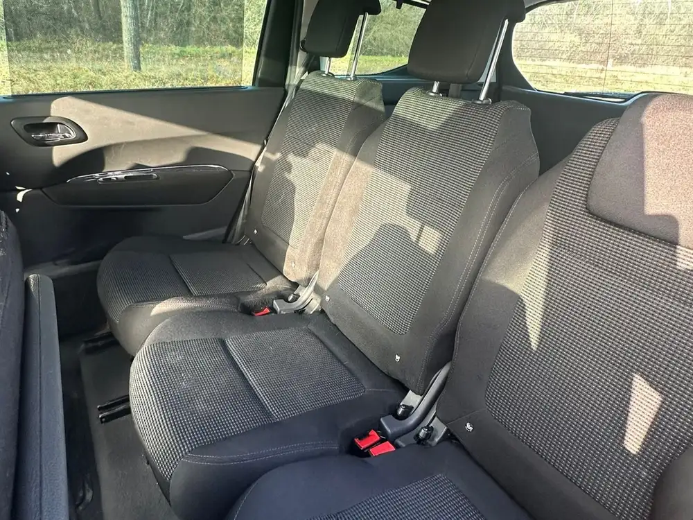 PEUGEOT 5008 - Foto 15 | Clidrive
