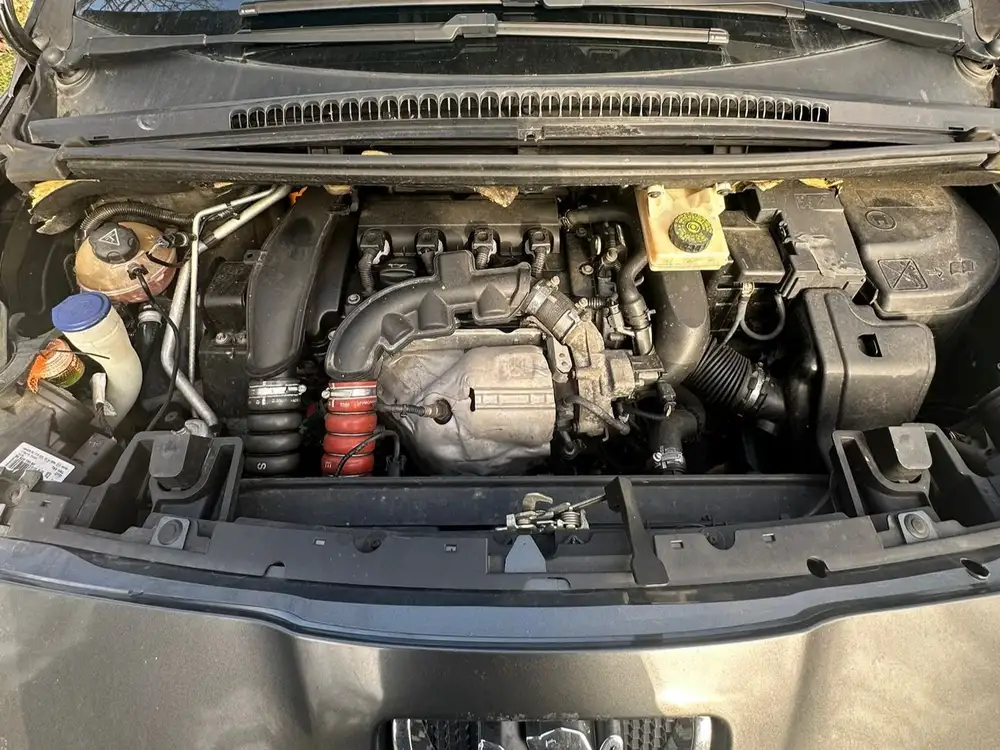 PEUGEOT 5008 - Foto 18 | Clidrive