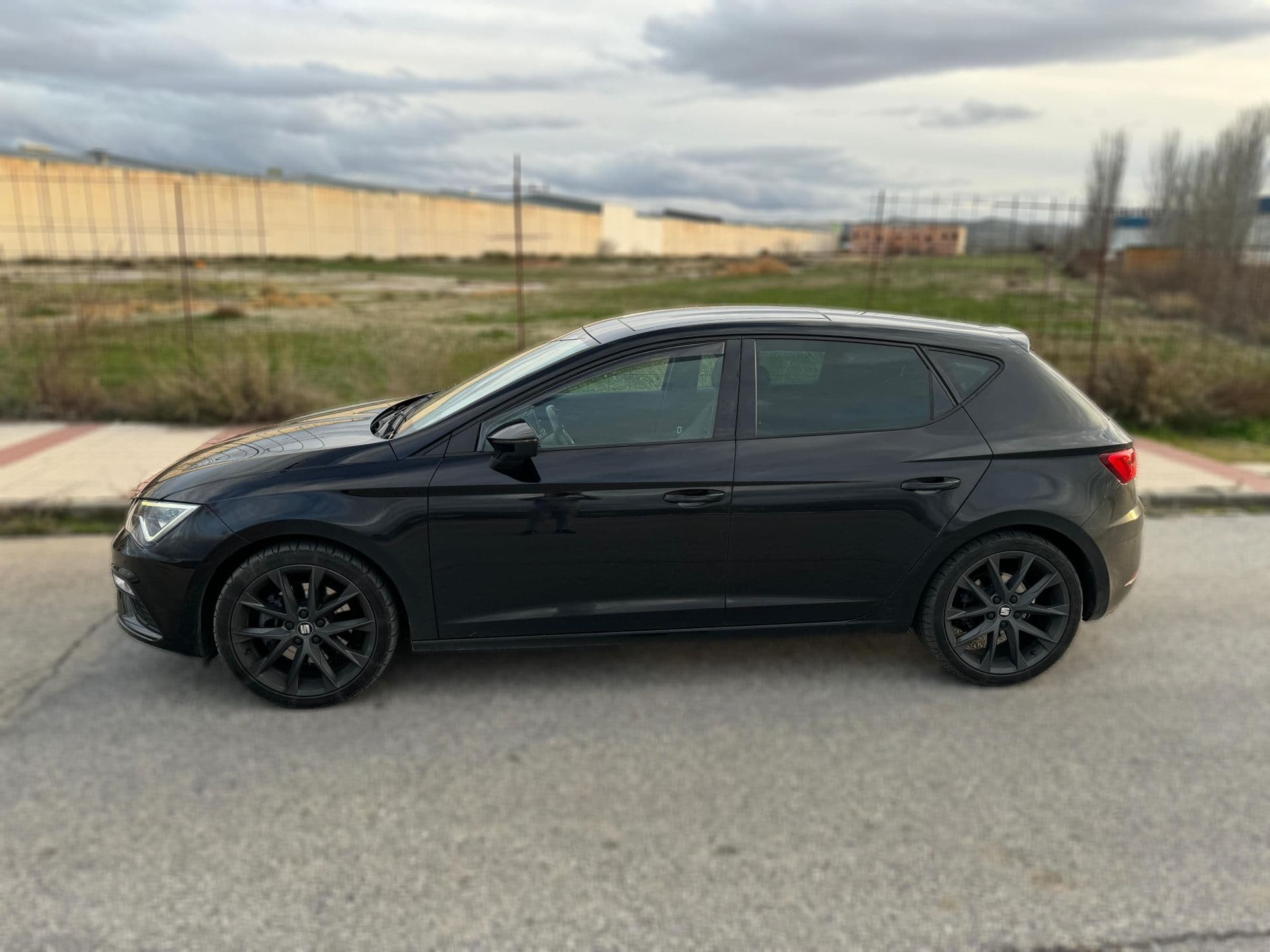 SEAT leon