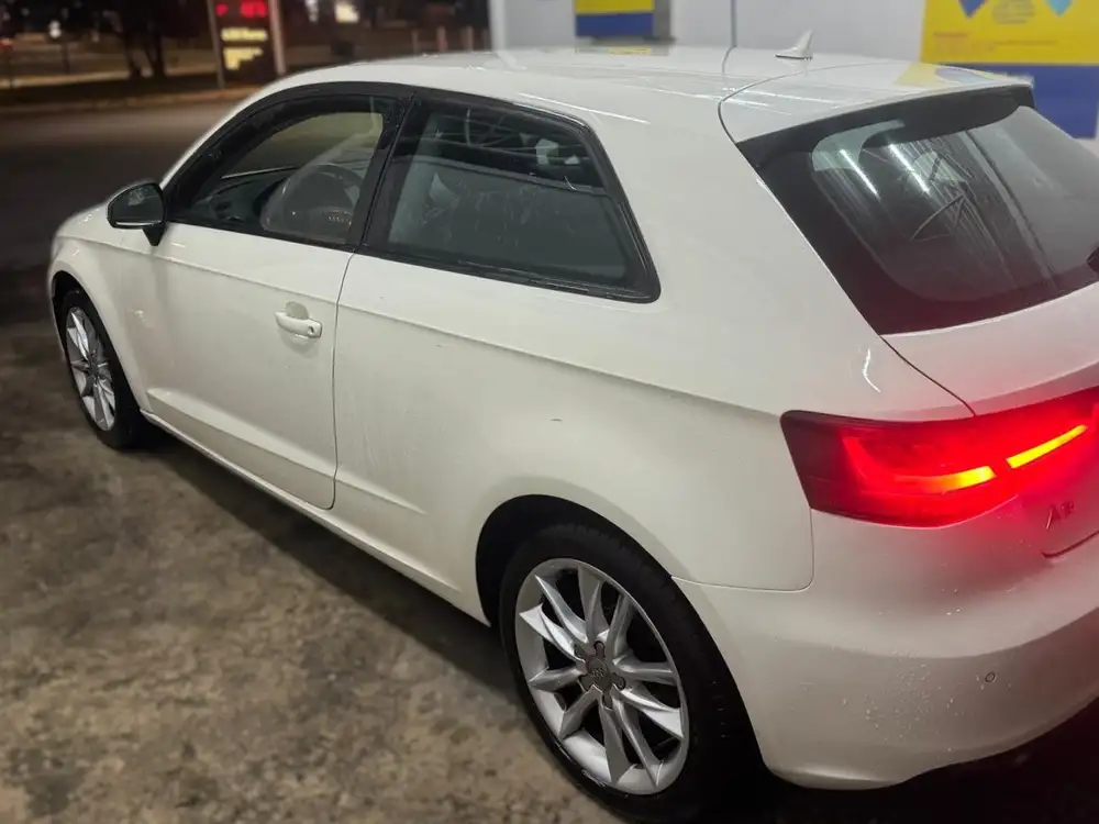 AUDI a3 - Foto 6 | Clidrive
