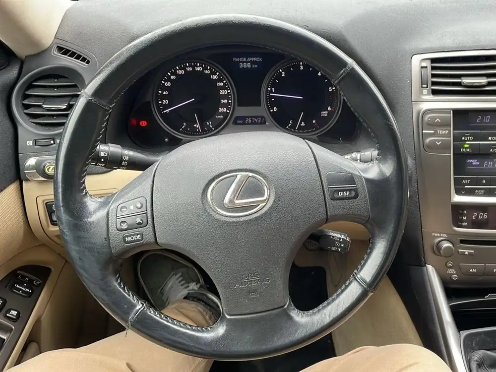 LEXUS is de segunda mano | Clidrive