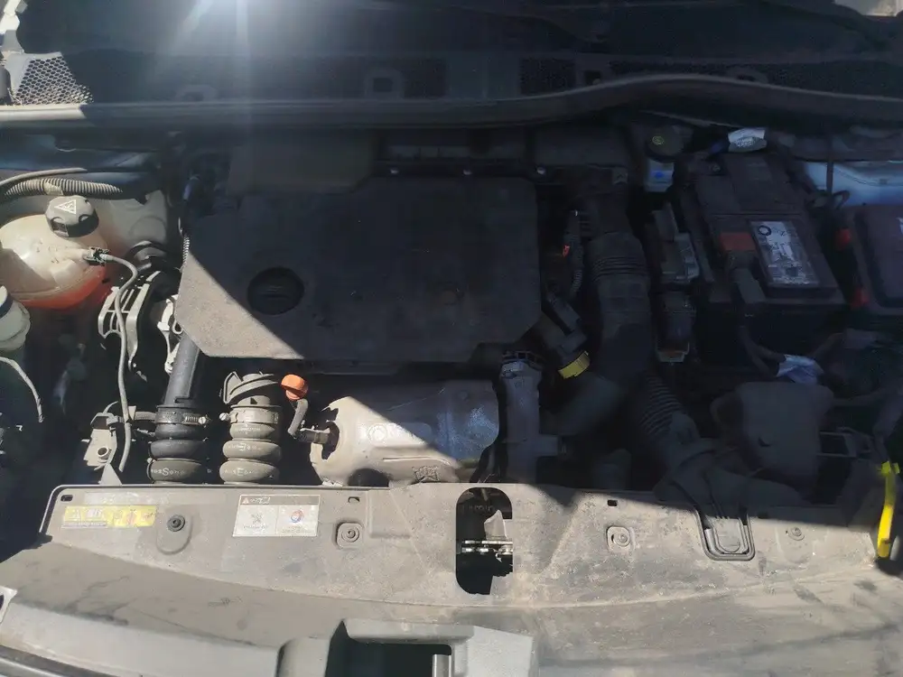 PEUGEOT 2008 - Foto 12 | Clidrive