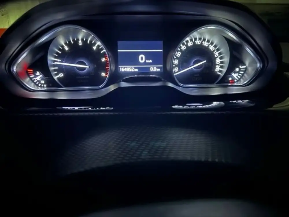 PEUGEOT 2008 - Foto 6 | Clidrive