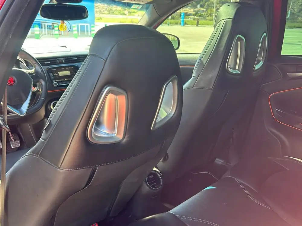 ALFA ROMEO giulietta - Foto 10 | Clidrive