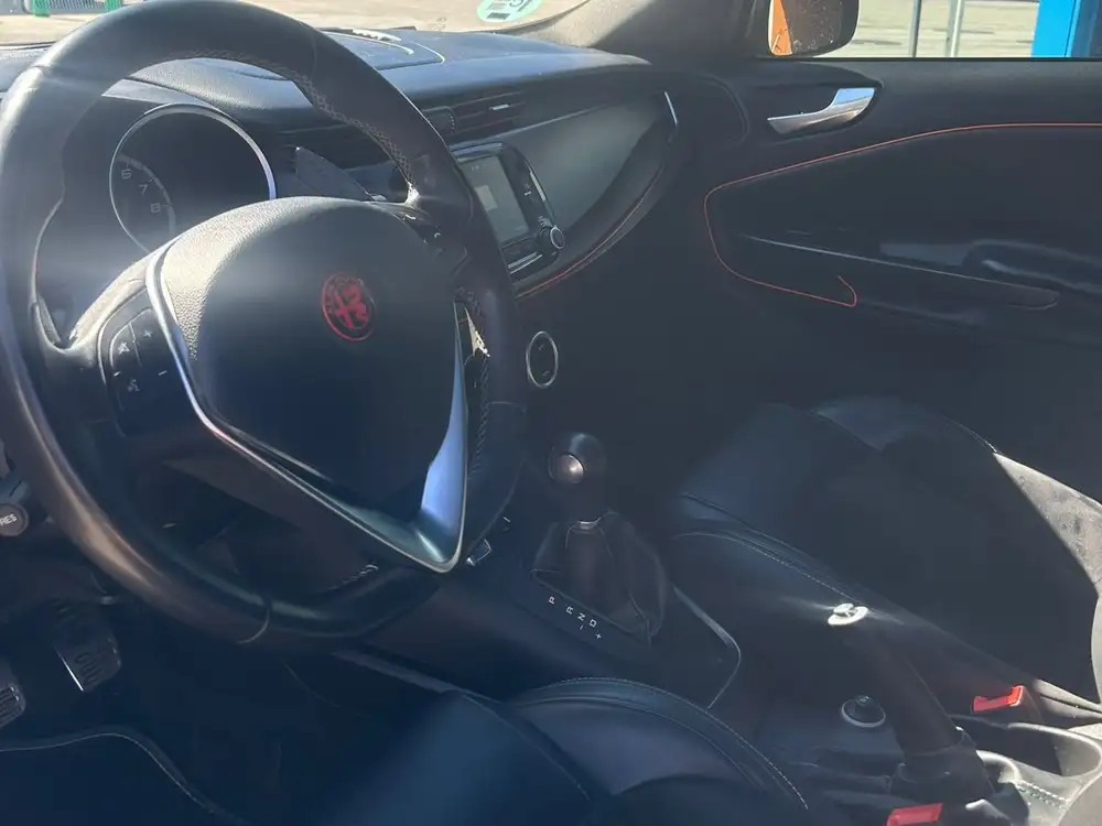 ALFA ROMEO giulietta - Foto 11 | Clidrive